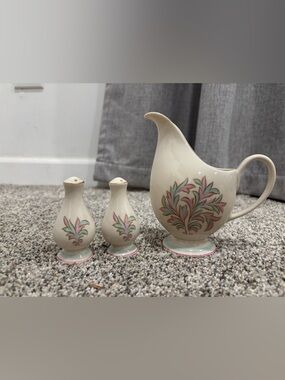Franciscan Rossmore Ceramic Creamer Salt/Pepper Shakers with Pink Mint Design